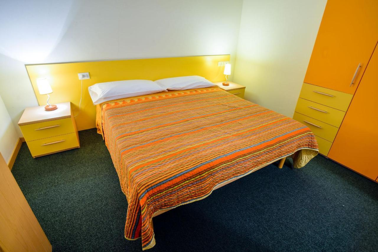Res.Albare/Solaria Apt.Solandra Mezzana  Eksteriør bilde