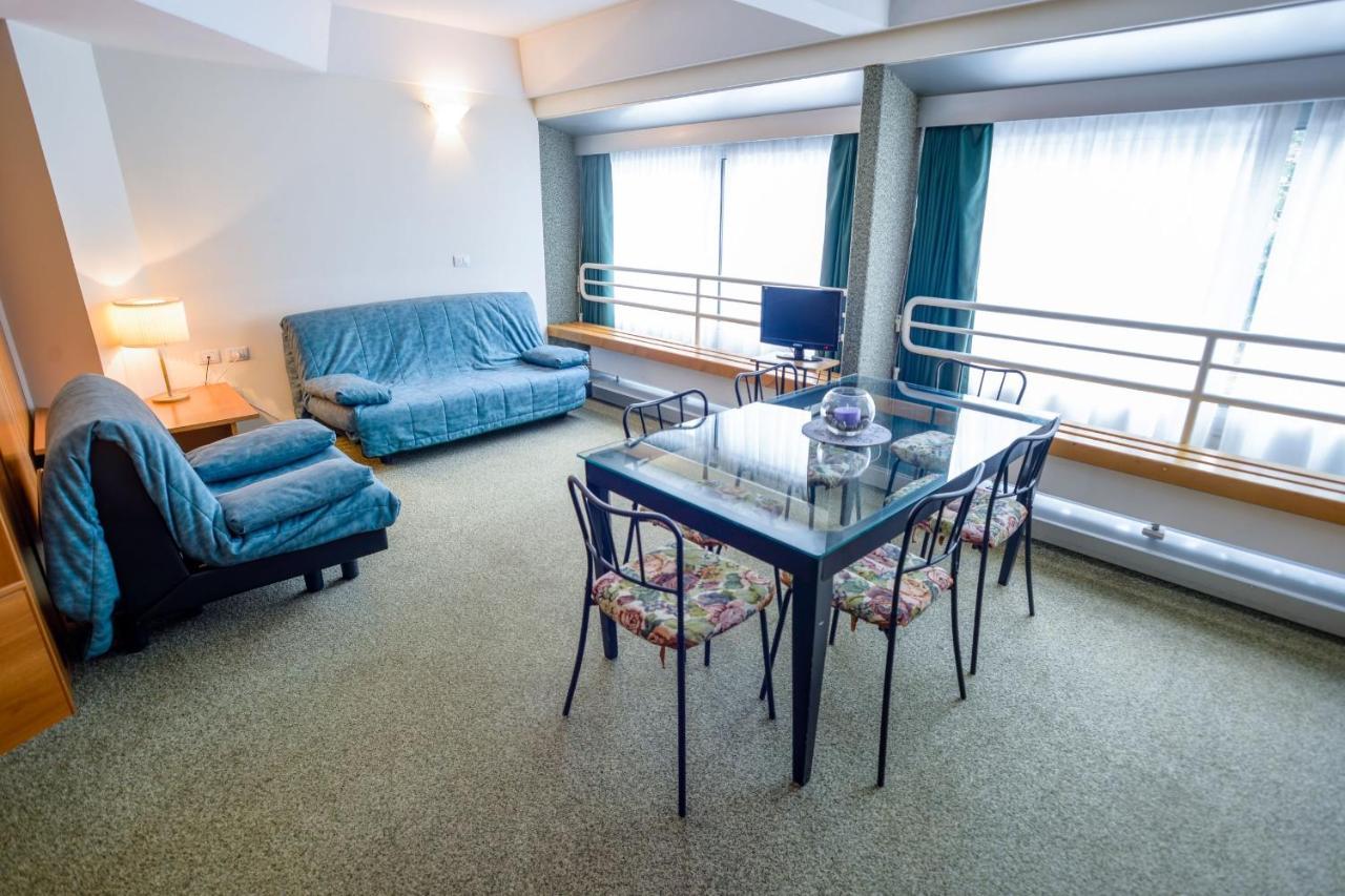 Res.Albare/Solaria Apt.Solandra Mezzana  Eksteriør bilde